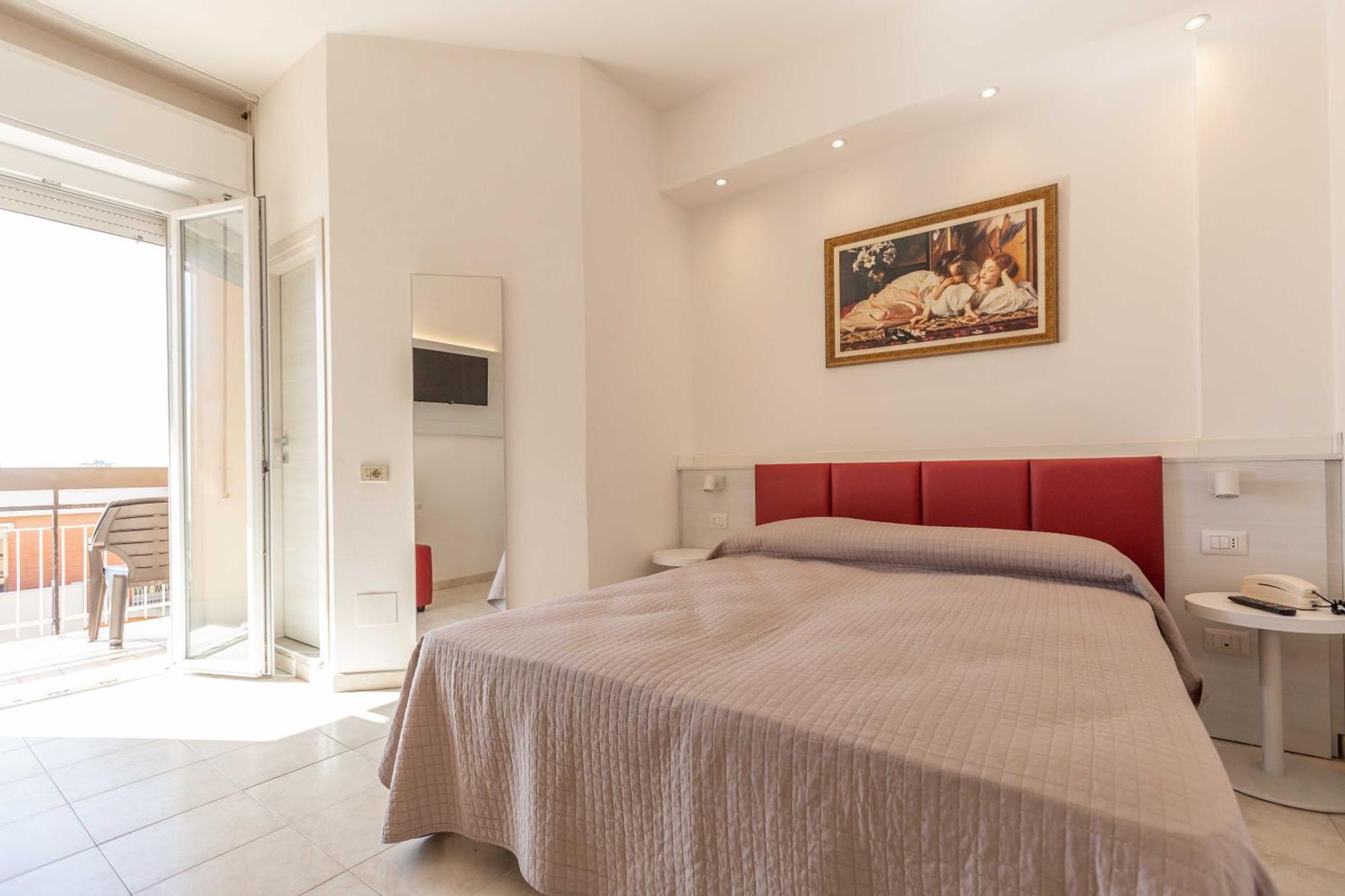 Hotel Ribot Rimini Buitenkant foto